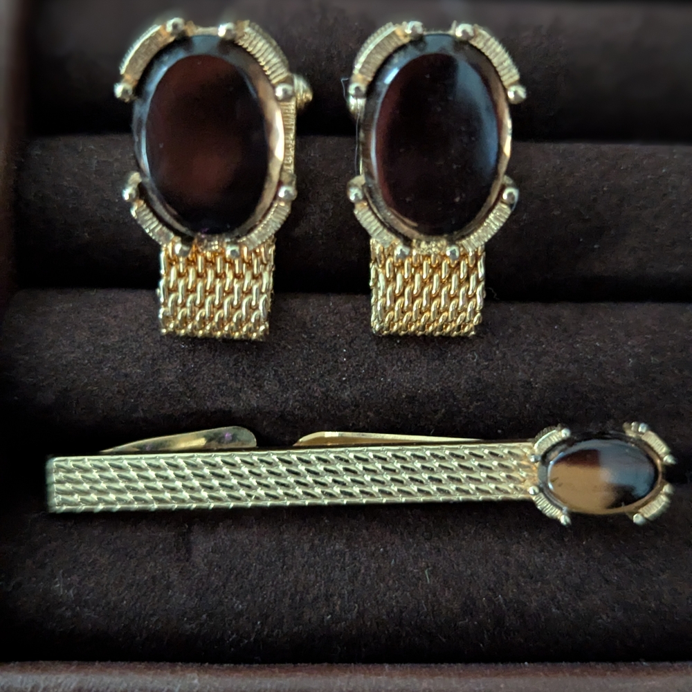Vintage SWANK Gold and Brown Cufflinks and Tie Clip Set